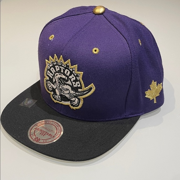 *NEW* Mitchell & Ness Toronto Raptors Snapback Hat - Picture 2 of 8